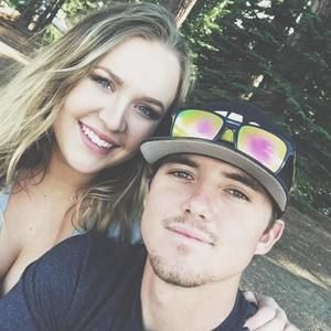 Meet your Posher, Nadine